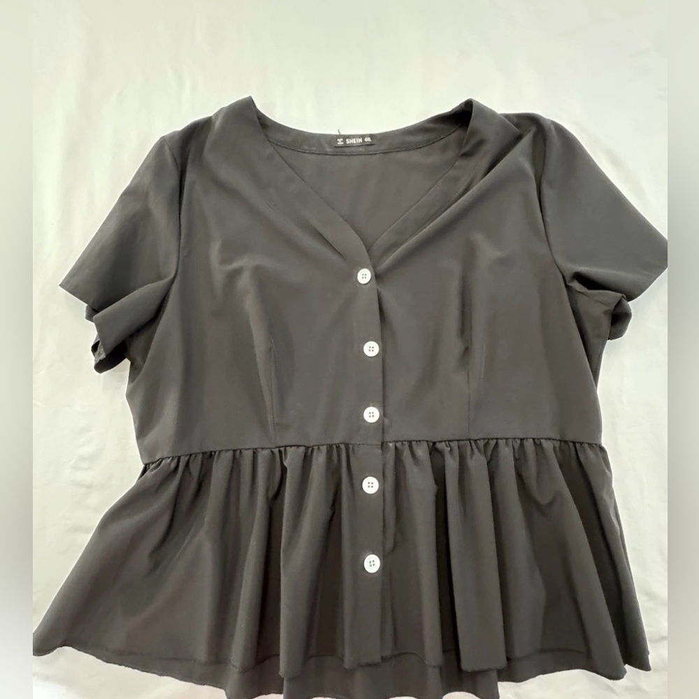 Charcoal‎ Button-Up Peplum Blouse 4xl fits like 2xl